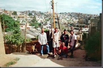 Urbenauta - commoradoresdafaveladoburacodosaponocapaoredondo