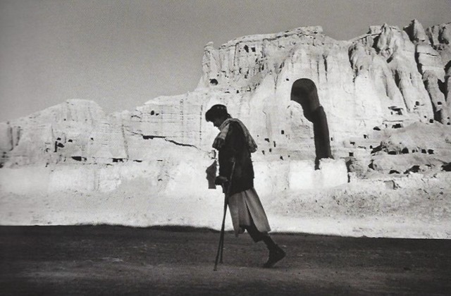 The Photographers Vision - Michael Freeman - P18 - Bamiyan, 2003, Seeamus Murphy